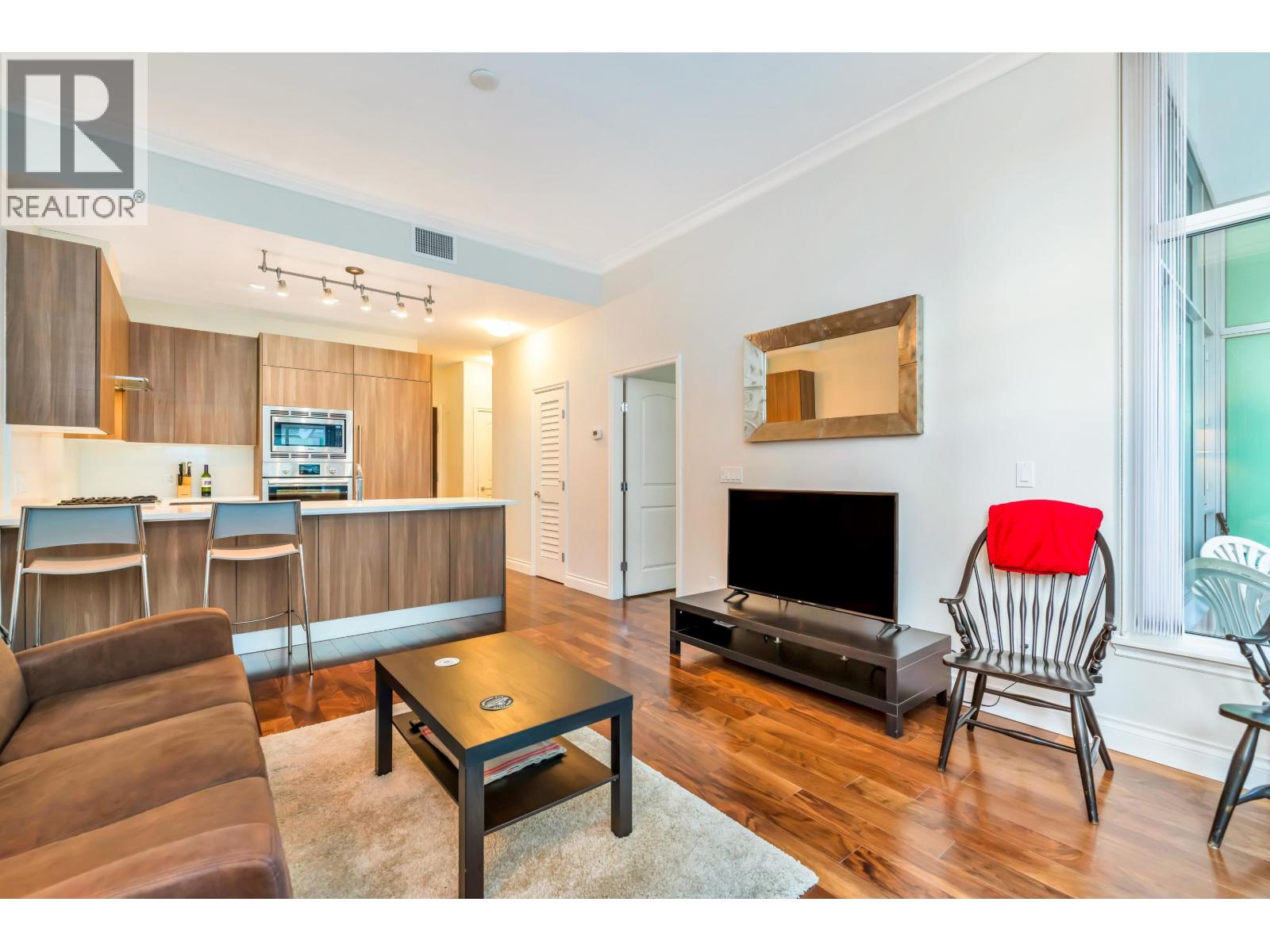 103 185 Victory Ship Way, North Vancouver, British Columbia  V7L 0G2 - Photo 6 - R3081475