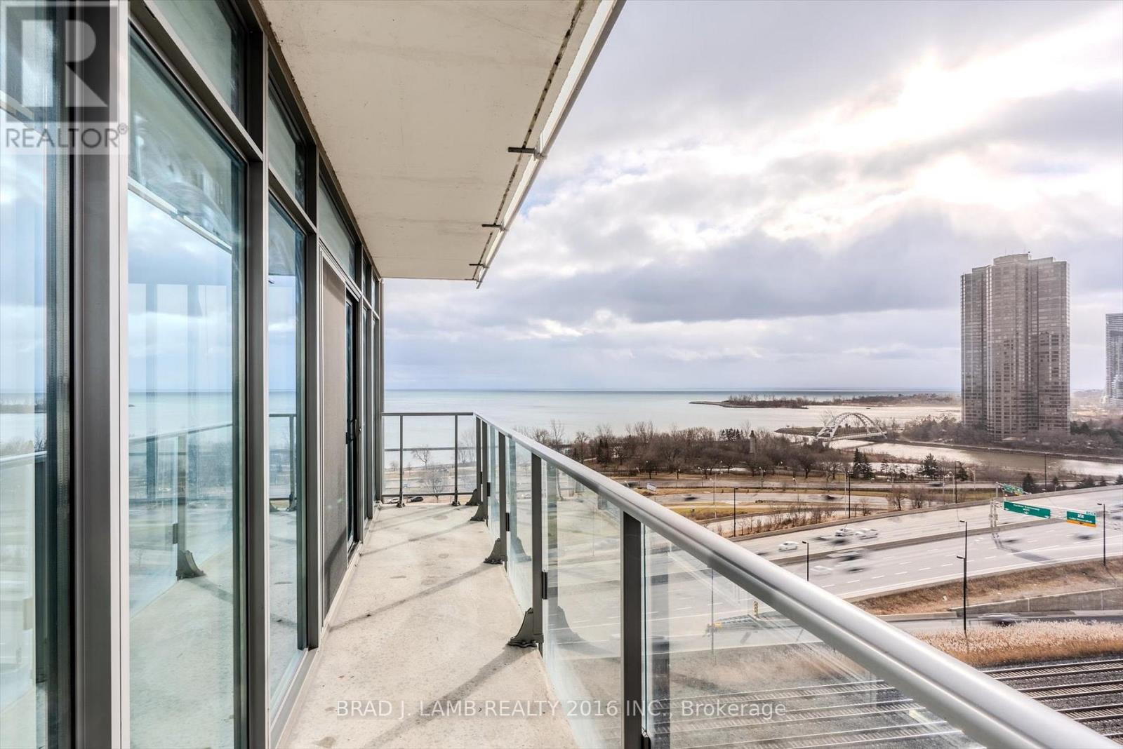 1305 - 103 The Queensway, Toronto, Ontario  M6S 5B3 - Photo 32 - W12703216