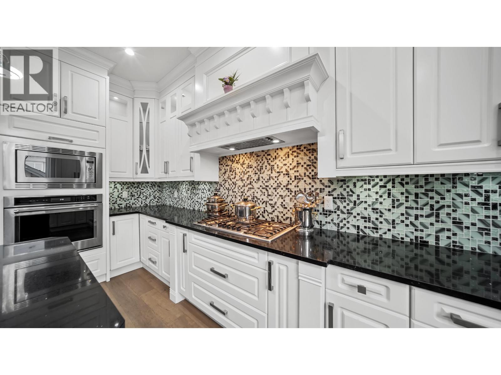 8068 Haig Street, Vancouver, British Columbia  V6P 4R9 - Photo 10 - R3081469