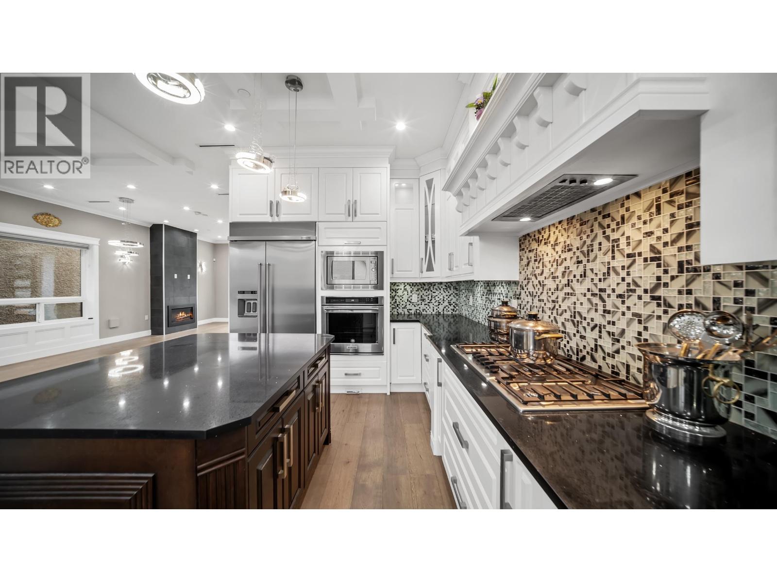 8068 Haig Street, Vancouver, British Columbia  V6P 4R9 - Photo 11 - R3081469