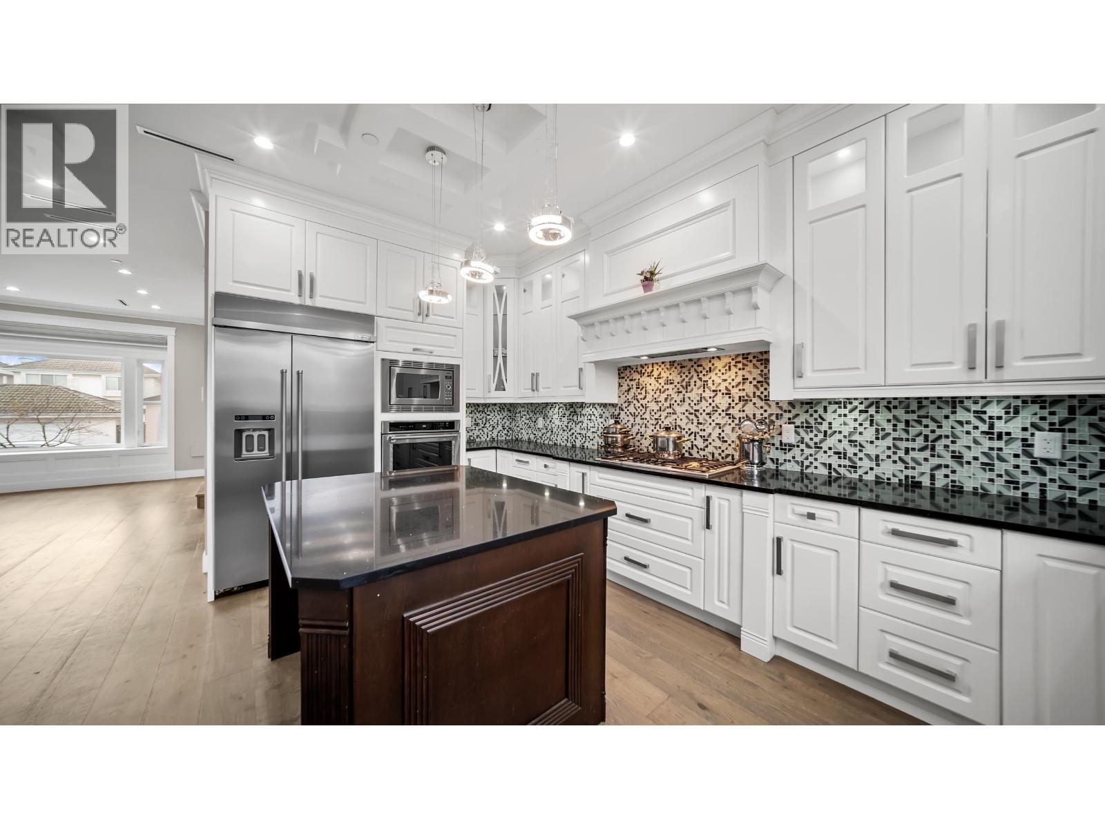 8068 Haig Street, Vancouver, British Columbia  V6P 4R9 - Photo 9 - R3081469