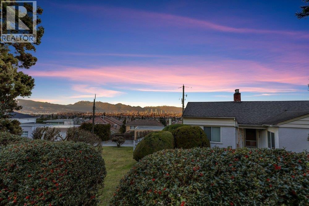 4180 Quesnel Drive, Vancouver, British Columbia  V6L 2X6 - Photo 3 - R3081471