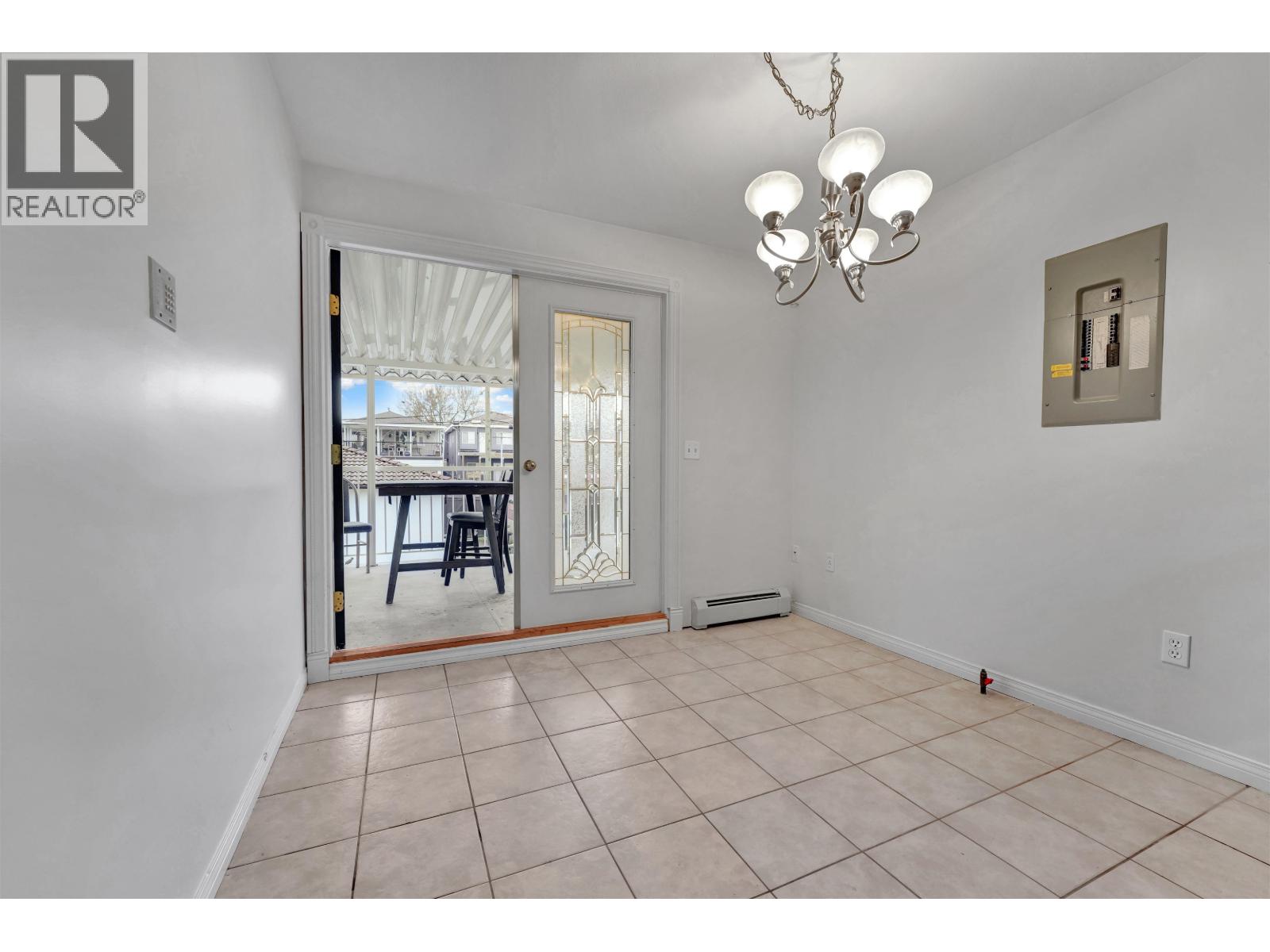 3153 Parker Street, Vancouver, British Columbia  V5K 2V4 - Photo 15 - R3081487