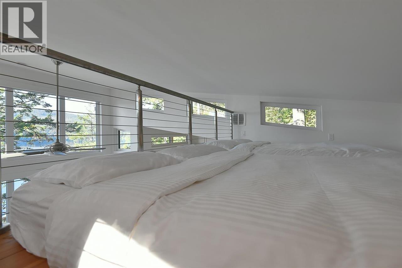 6815 Sandy Hook Trail, Sechelt, British Columbia  V7Z 0C9 - Photo 19 - R3081501