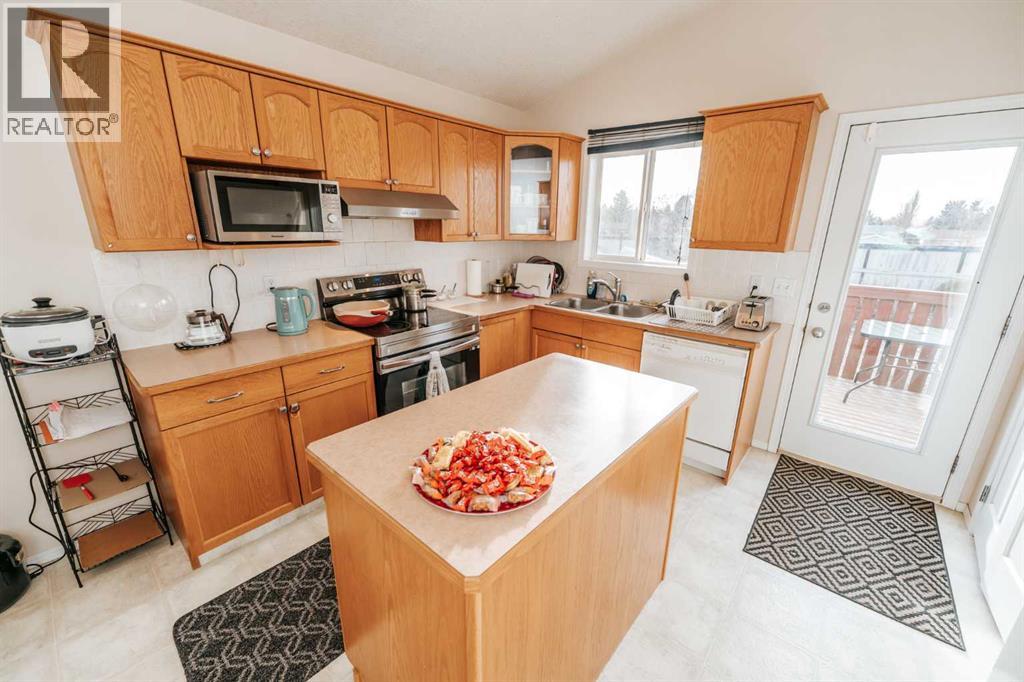 54 Kodiak Crescent N, Lethbridge, Alberta  T1H 6S4 - Photo 7 - A2278585