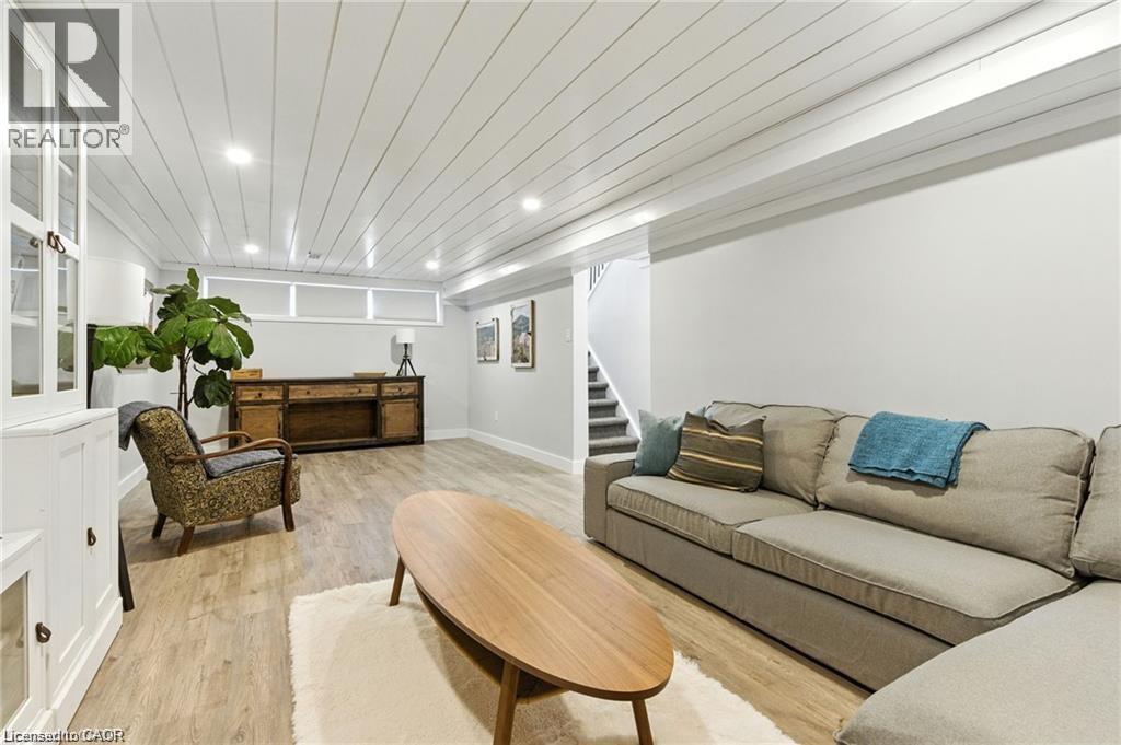 19 Wallace Place, Caledonia, Ontario  N3W 1G4 - Photo 32 - 40798948