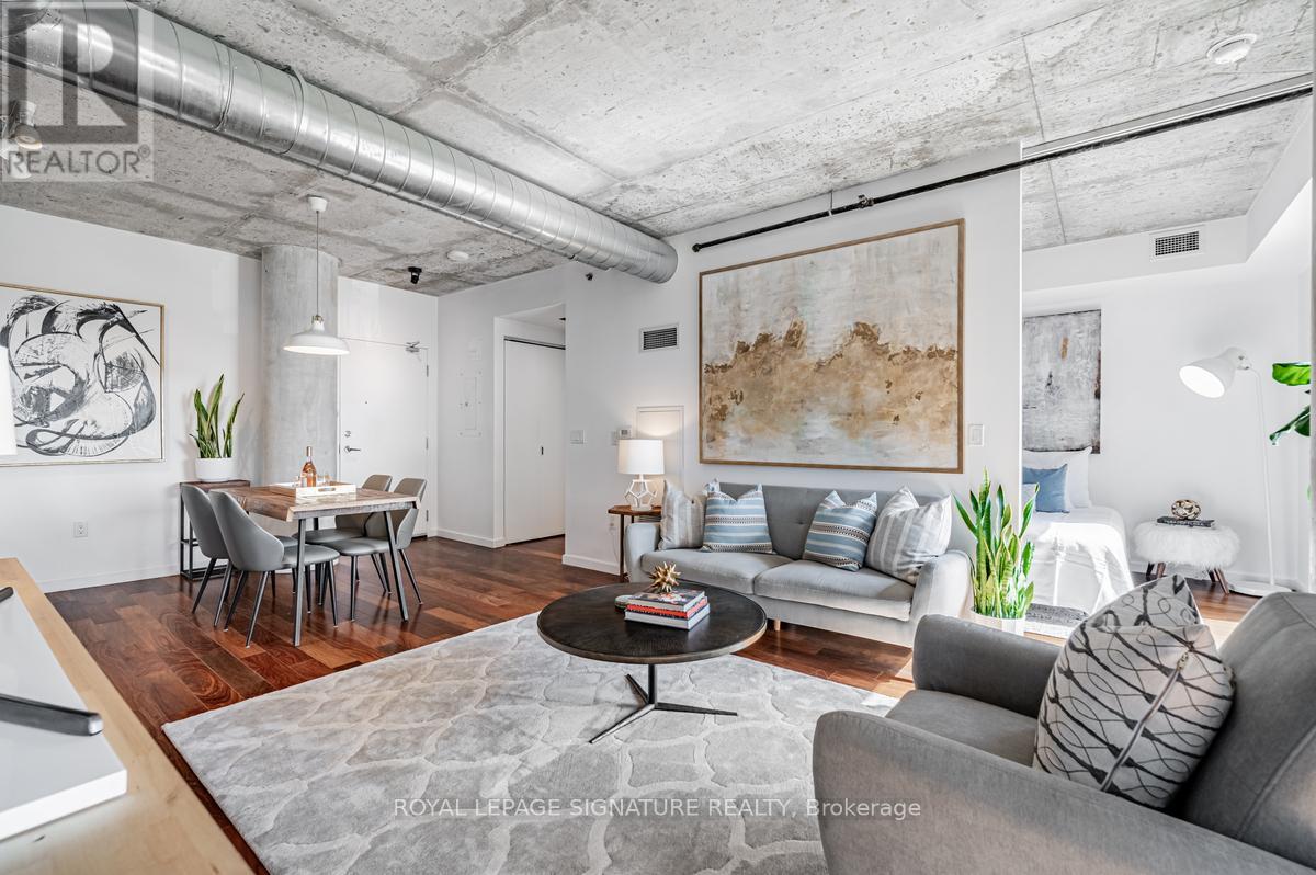 405 - 51 TROLLEY CRESCENT, Toronto, Ontario