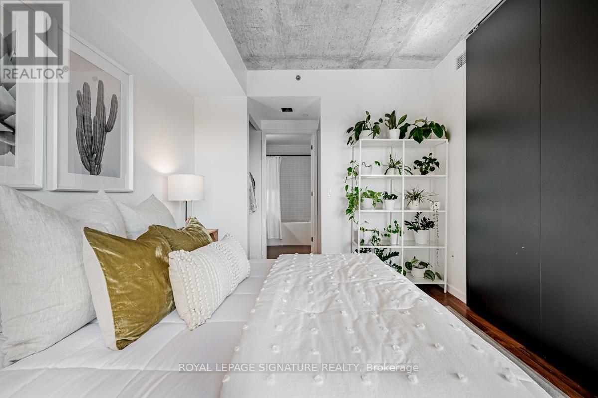 405 - 51 Trolley Crescent, Toronto, Ontario  M5A 0E9 - Photo 17 - C12714890