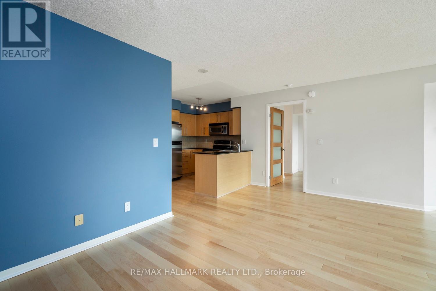 410 - 219 Fort York Boulevard, Toronto, Ontario  M6H 1A5 - Photo 10 - C12714902