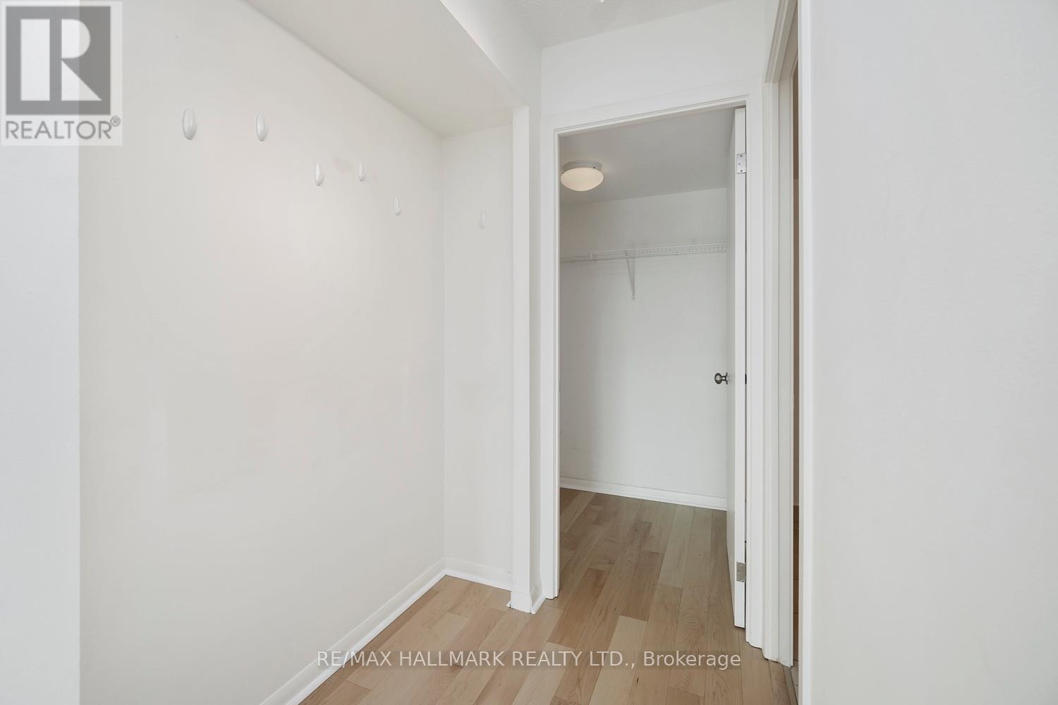 410 - 219 Fort York Boulevard, Toronto, Ontario  M6H 1A5 - Photo 26 - C12714902