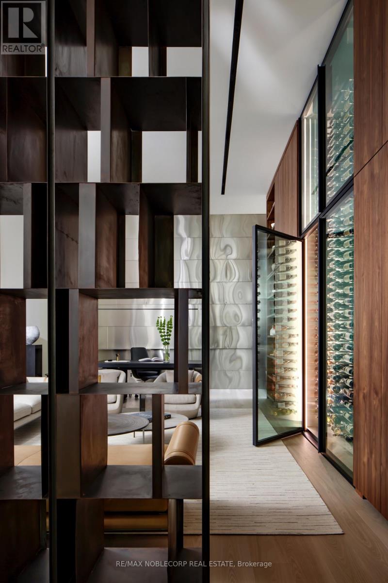 7 Waxwing Place, Toronto, Ontario  M3C 1N5 - Photo 19 - C12714930