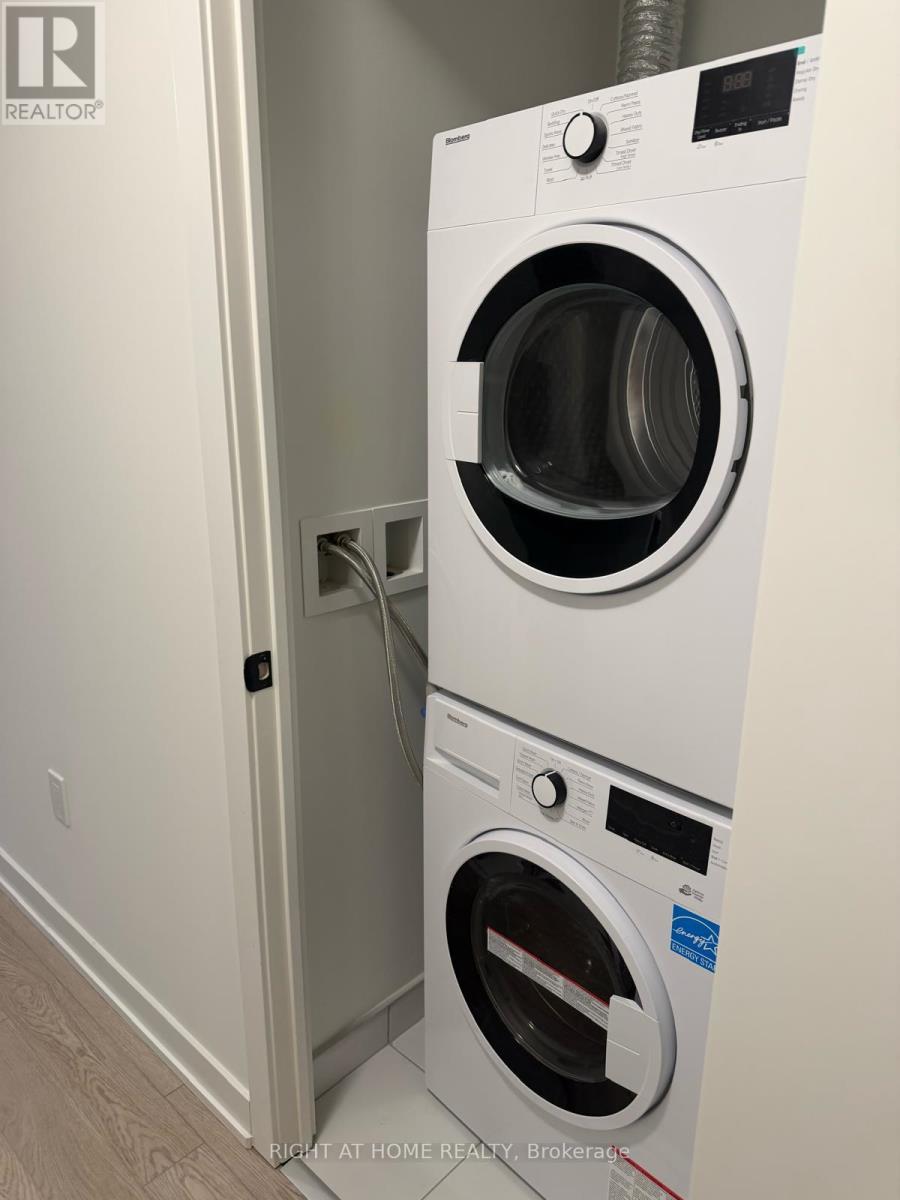 2516 - 1 Quarrington Lane, Toronto, Ontario  M3C 1H7 - Photo 12 - C12714932