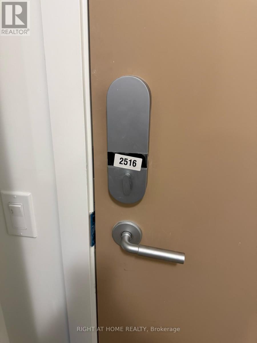 2516 - 1 Quarrington Lane, Toronto, Ontario  M3C 1H7 - Photo 4 - C12714932