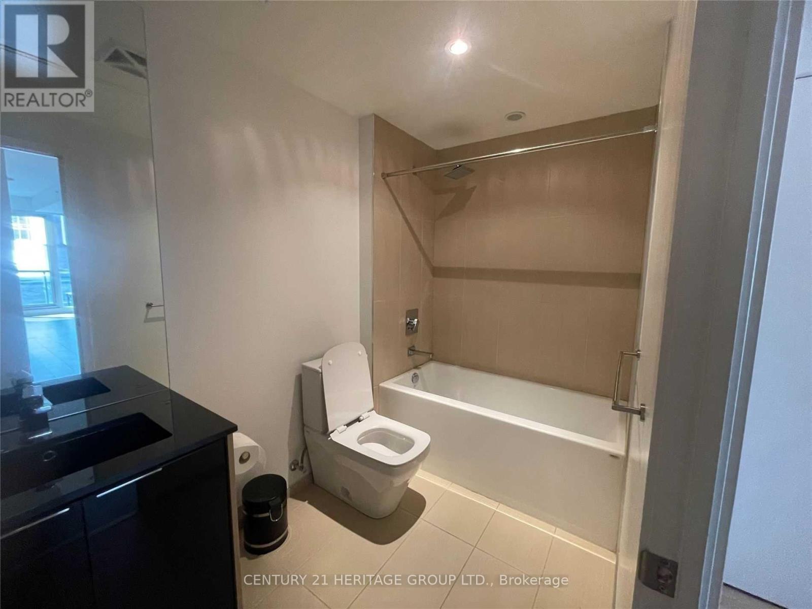 1405 - 70 Temperance Street, Toronto, Ontario M5H 4E8 - Photo 4 - C12714950