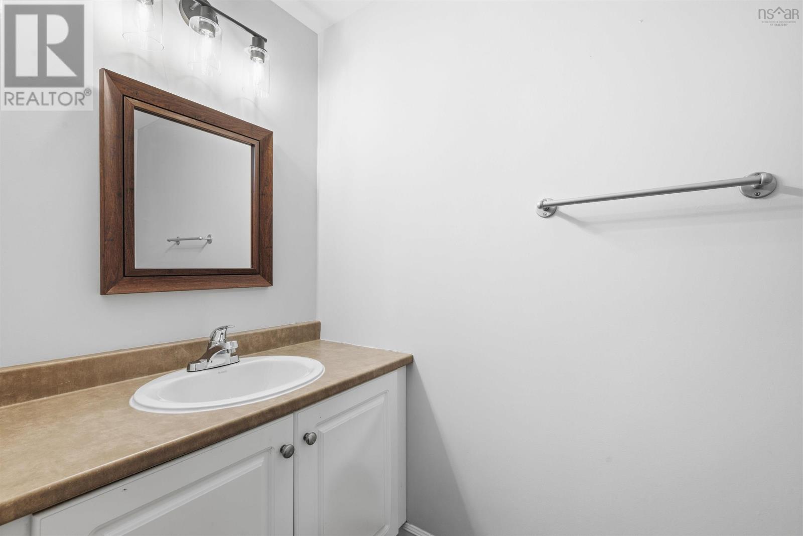 48 Southgate Drive, Halifax Regional Municipality, Nova Scotia  B4A 0B1 - Photo 29 - 202600242