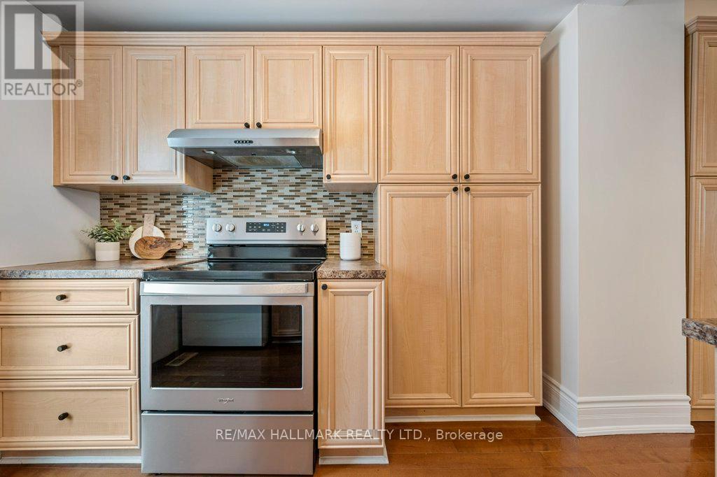 203 Oakcrest Avenue, Toronto, Ontario  M4C 1B8 - Photo 15 - E12714872