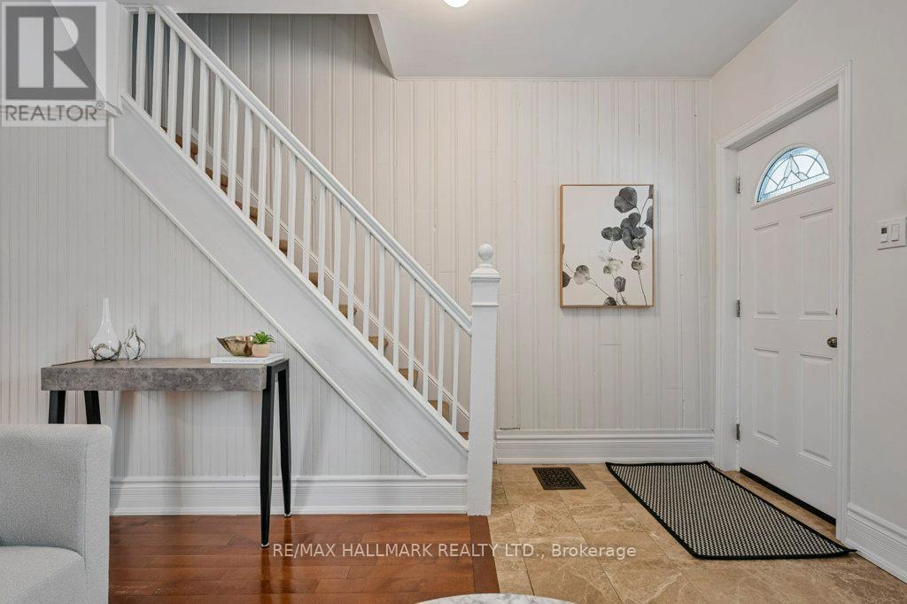 203 Oakcrest Avenue, Toronto, Ontario  M4C 1B8 - Photo 5 - E12714872