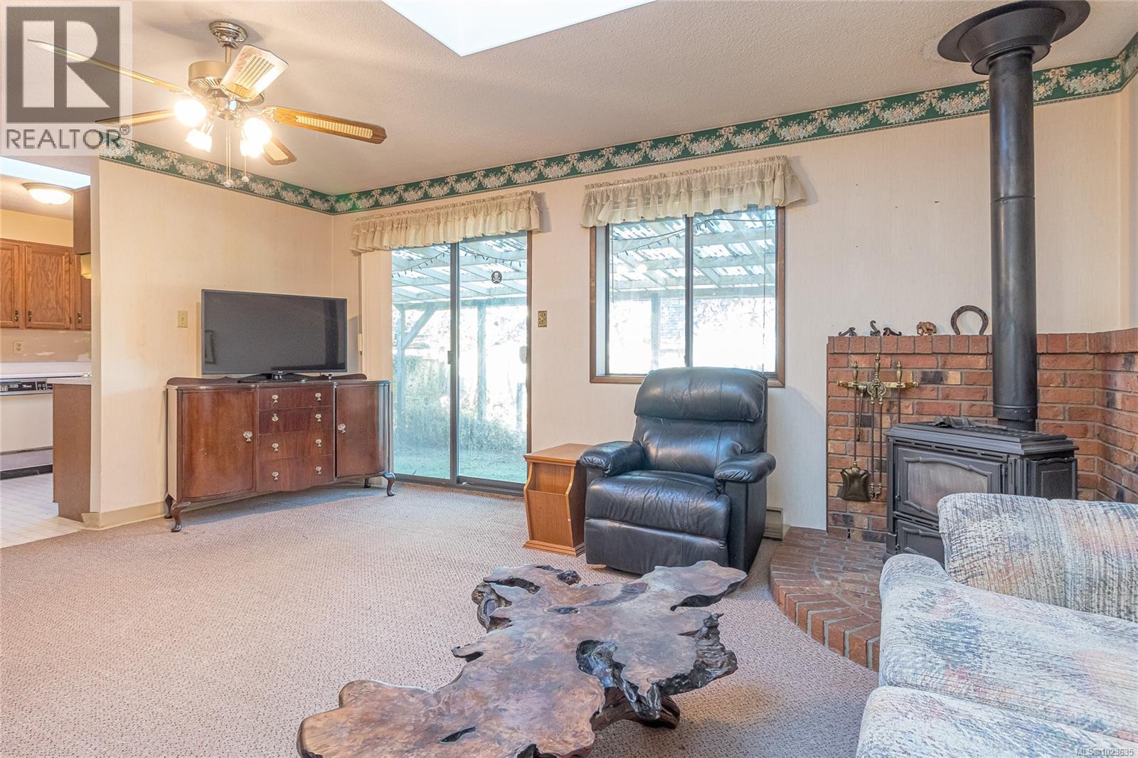 637 Tamarack Dr, Qualicum Beach, British Columbia  V9K 1A8 - Photo 12 - 1023635