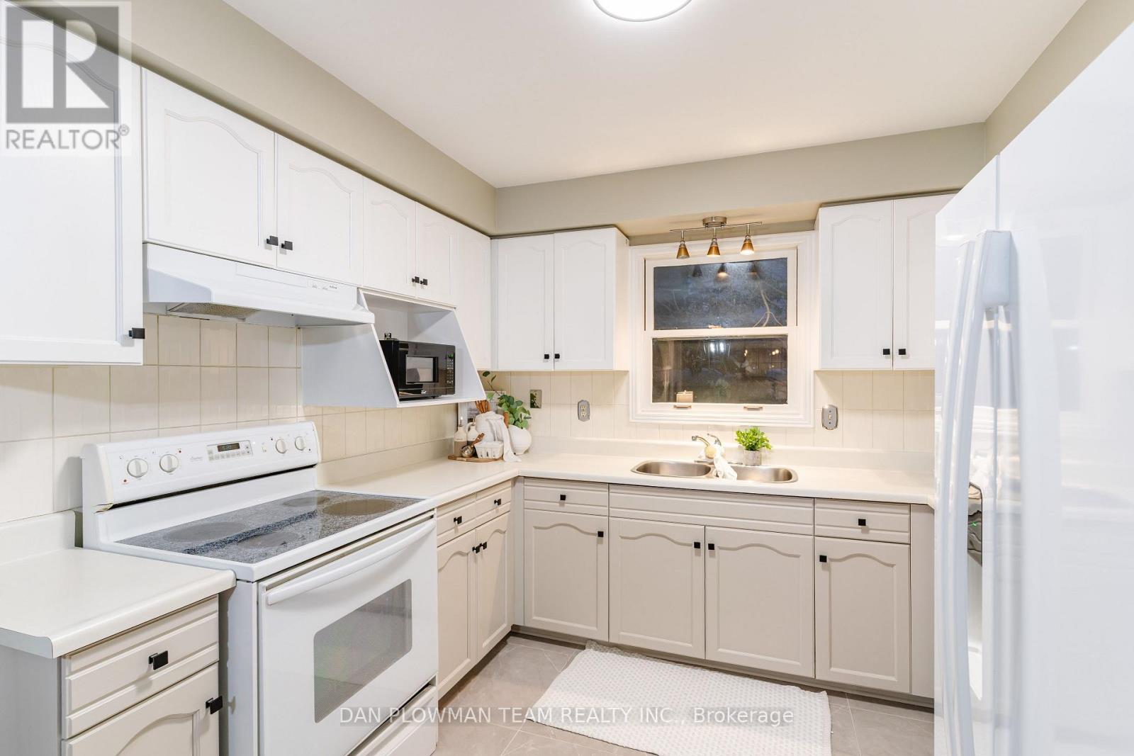 110 Mcquay Boulevard, Whitby, Ontario  L1P 1L5 - Photo 16 - E12713948