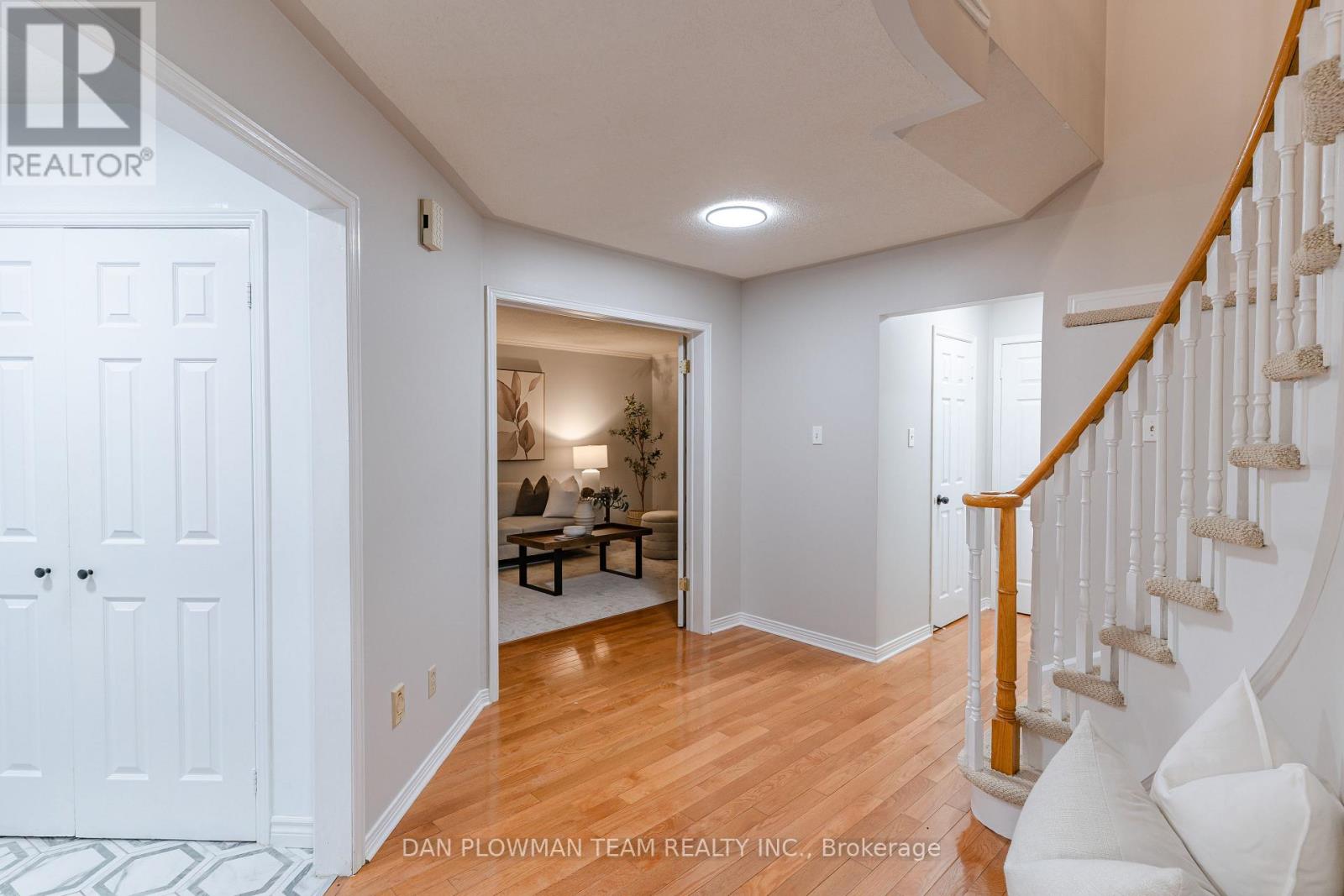 110 Mcquay Boulevard, Whitby, Ontario  L1P 1L5 - Photo 6 - E12713948