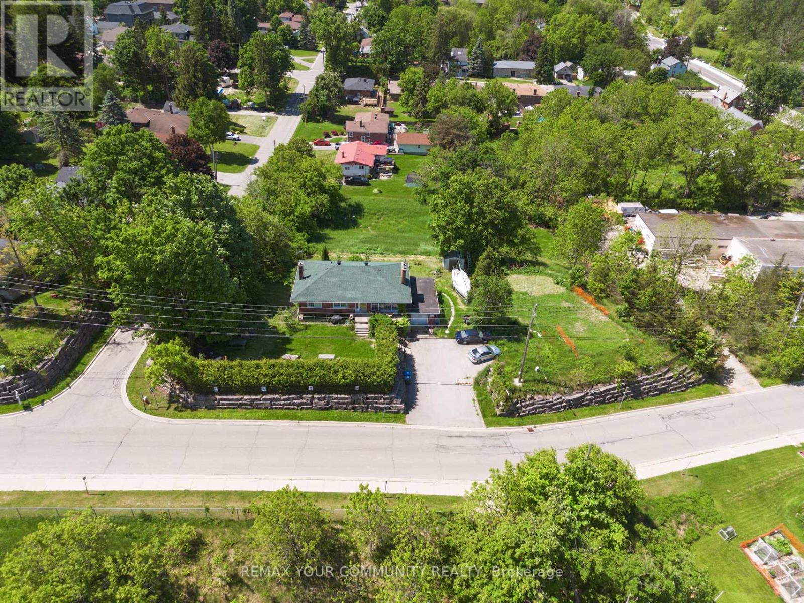 58 OLD KING ROAD, Caledon, Ontario