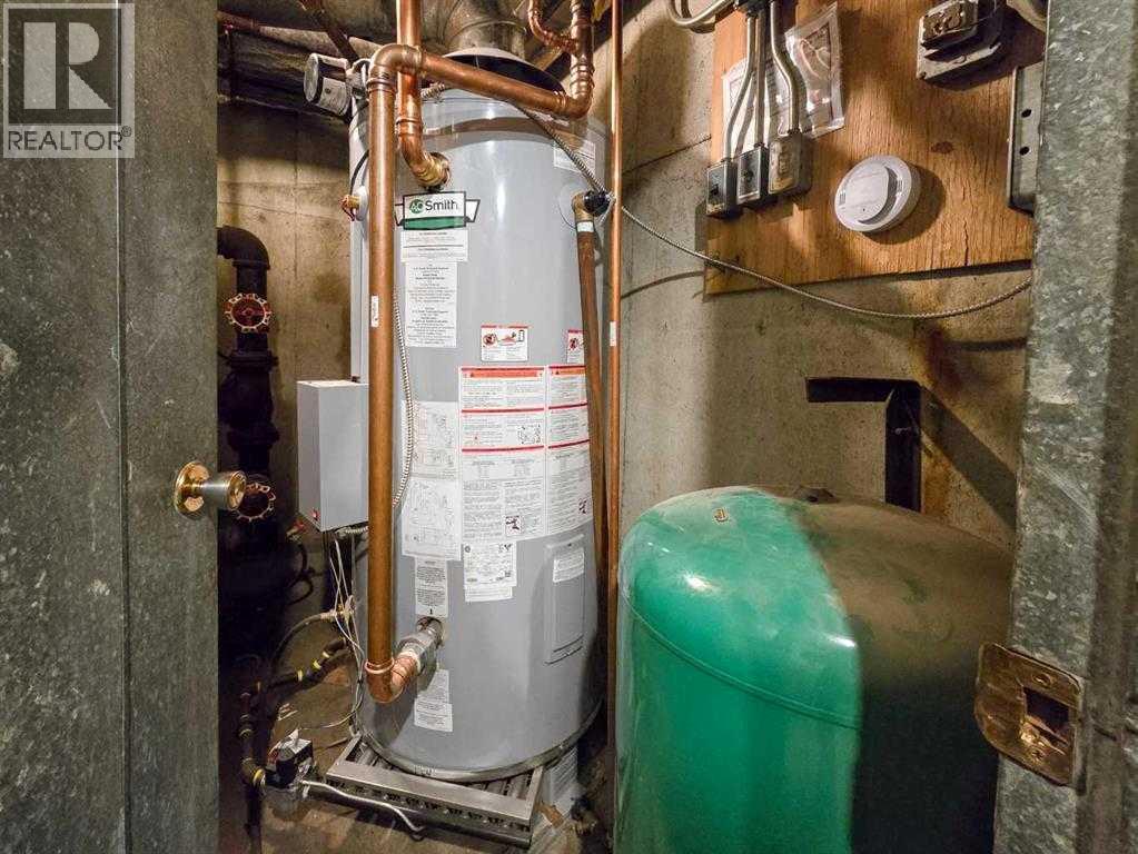 #101-308, 4920 47 Street, Red Deer, Alberta  T4N 1R5 - Photo 5 - A2278706