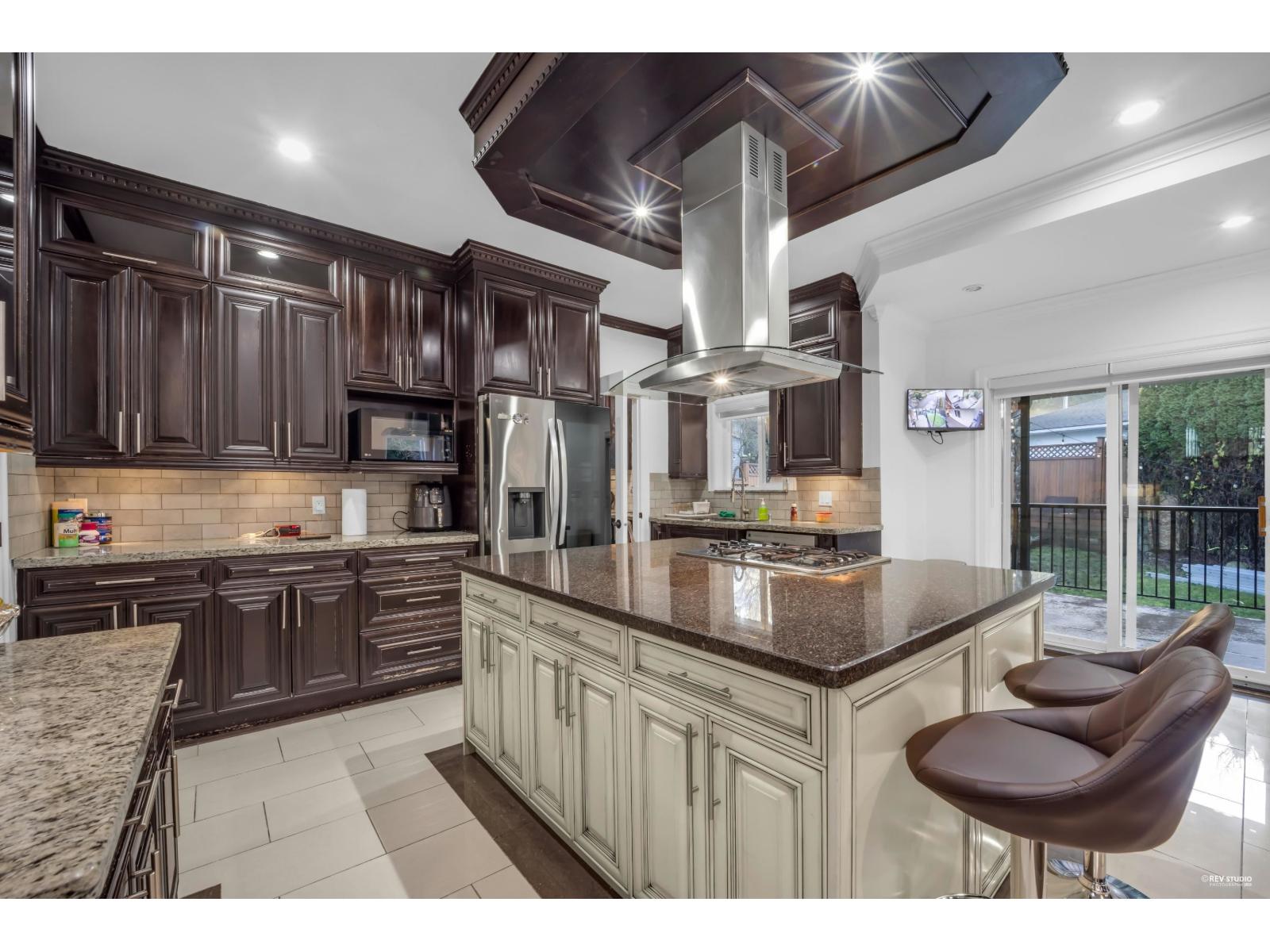 9933 116a Street, Surrey, British Columbia  V3V 7K5 - Photo 11 - R3080465