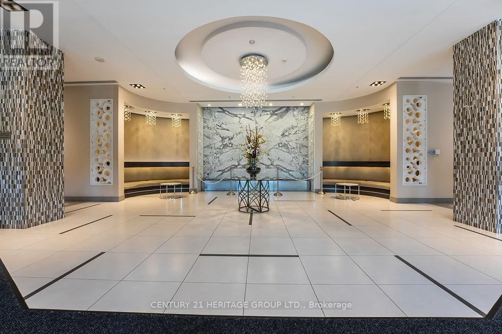 406 - 85 North Park Road, Vaughan, Ontario  L4J 0H9 - Photo 2 - N12714896