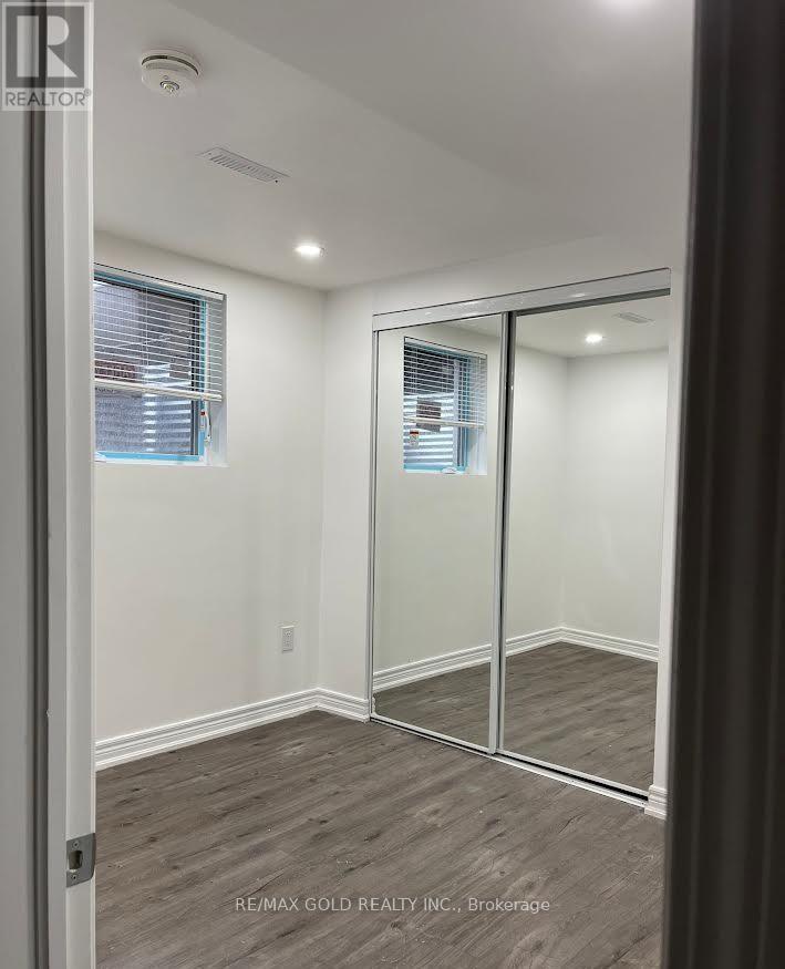 2946 Quetta Mews, Mississauga, Ontario  L5N 1Z7 - Photo 8 - W12714880