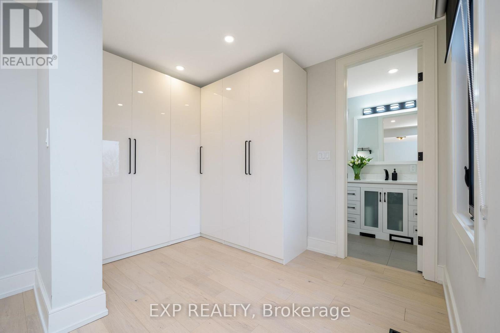 1279 Winterbourne Drive, Oakville, Ontario  L6J 7E4 - Photo 27 - W12714928