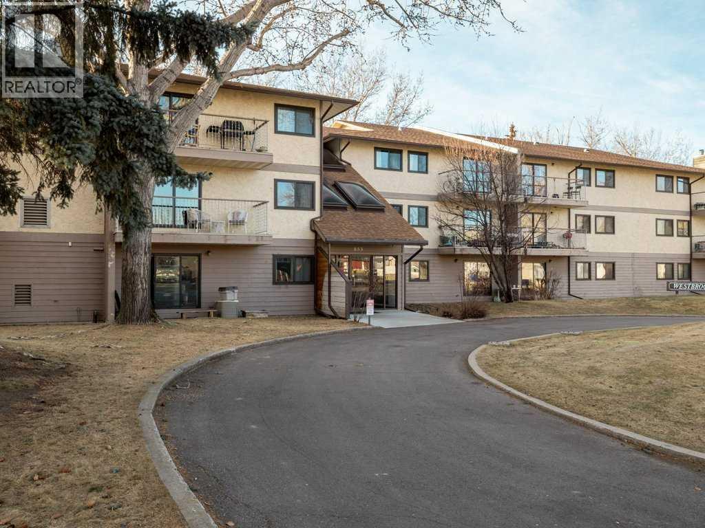 204, 855 Columbia Boulevard W, Lethbridge, Alberta  T1K 5B8 - Photo 1 - A2280328