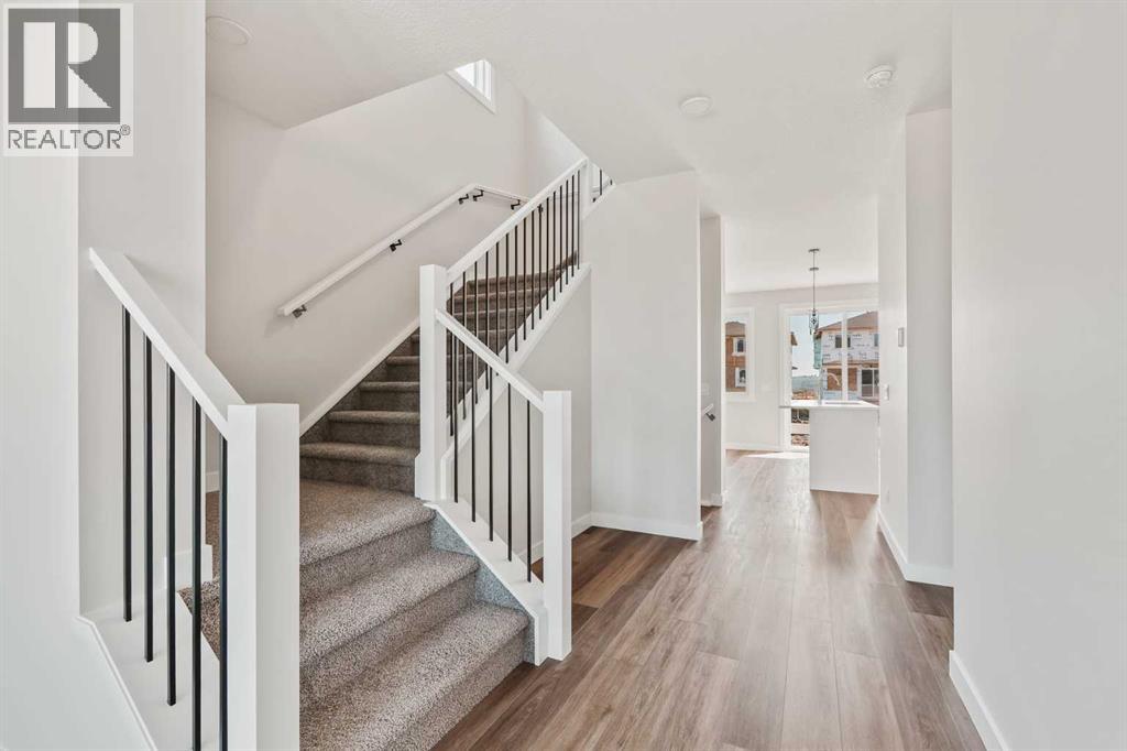 129 Setonvista Gate Se, Calgary, Alberta  T3M 3L8 - Photo 6 - A2270816
