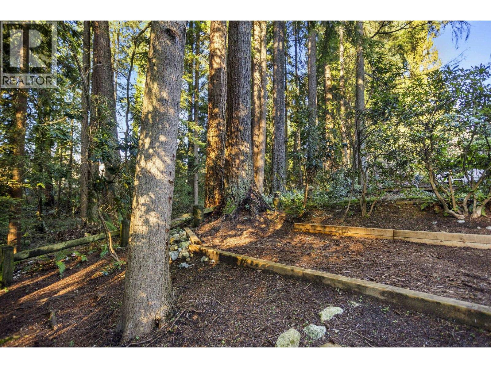 31 Deerwood Place, Port Moody, British Columbia  V3H 4X7 - Photo 35 - R3081401