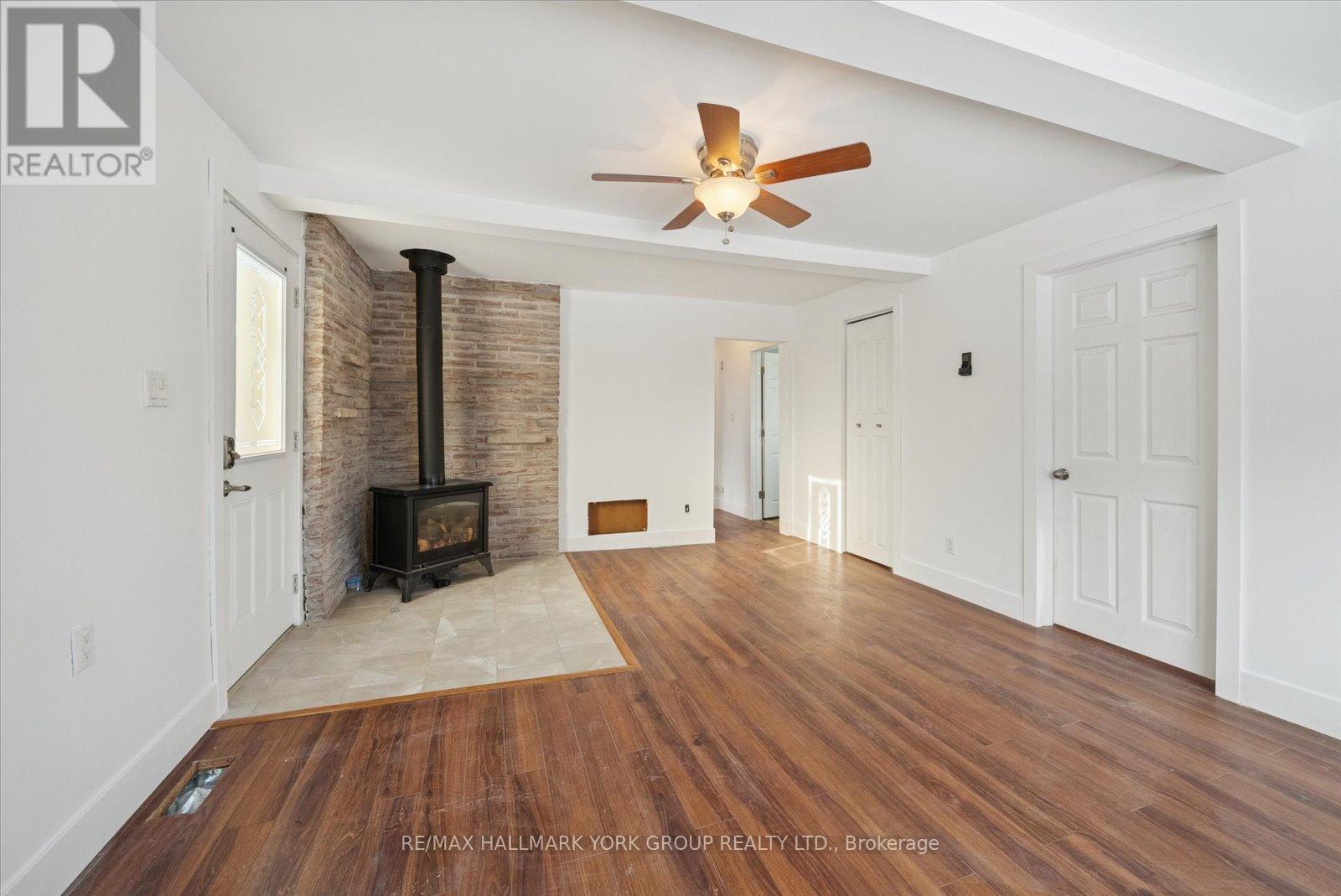 Upper - 27008 Kennedy Road, Georgina (Historic Lakeshore Communities), Ontario  L0E 1S0 - Photo 18 - N12648558