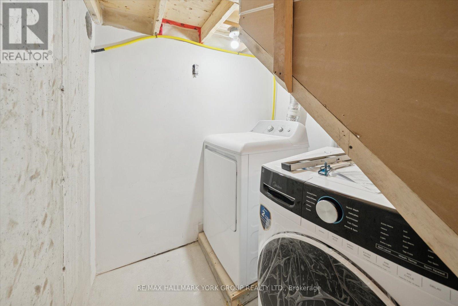 Upper - 27008 Kennedy Road, Georgina (Historic Lakeshore Communities), Ontario  L0E 1S0 - Photo 25 - N12648558