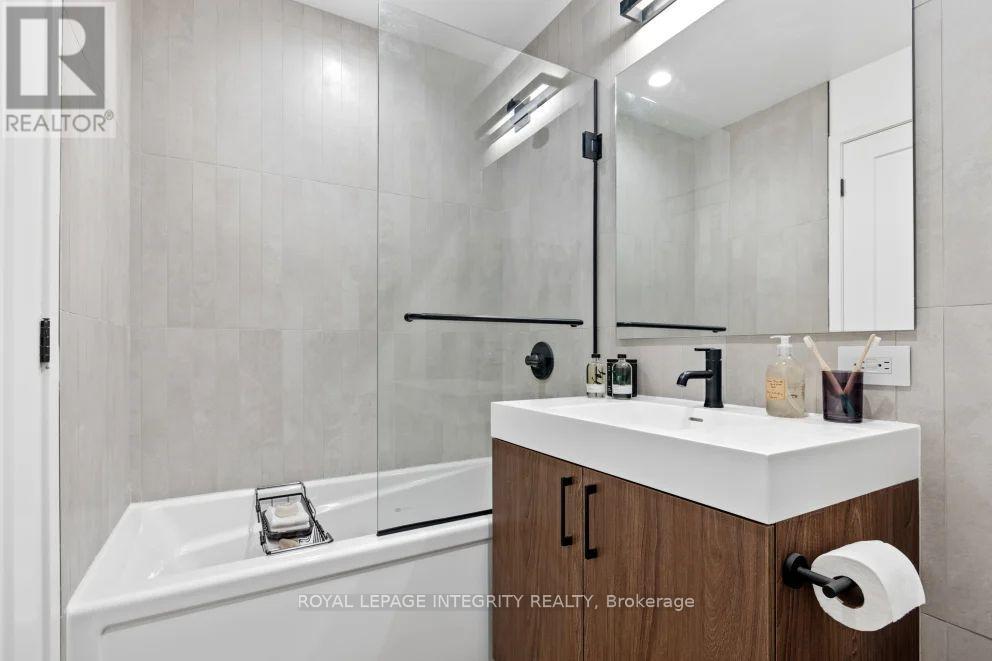 326 - 300 Mcrae Avenue, Ottawa, Ontario  K1Z 0C6 - Photo 16 - X12714974