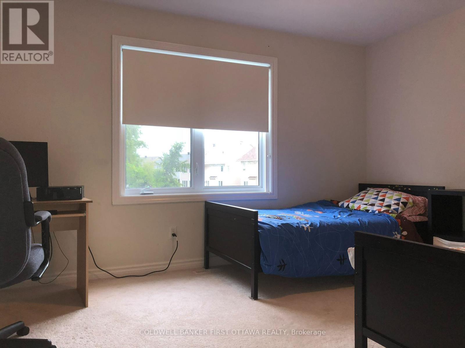 601 Clearbrook Drive, Ottawa, Ontario  K2J 5S2 - Photo 12 - X12714982