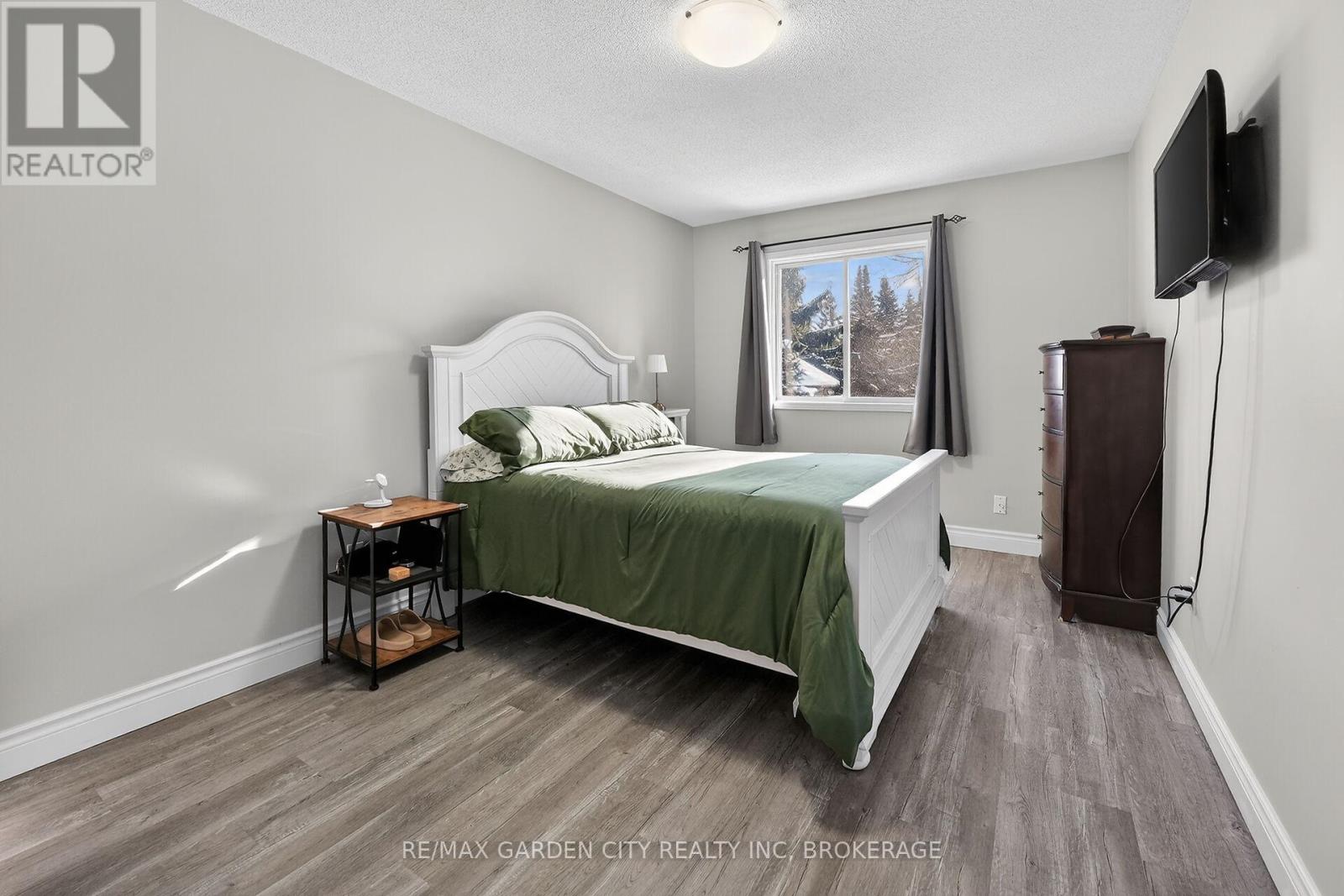 5 Maureen Court, Pelham (Fonthill), Ontario  L0S 1E4 - Photo 19 - X12714992