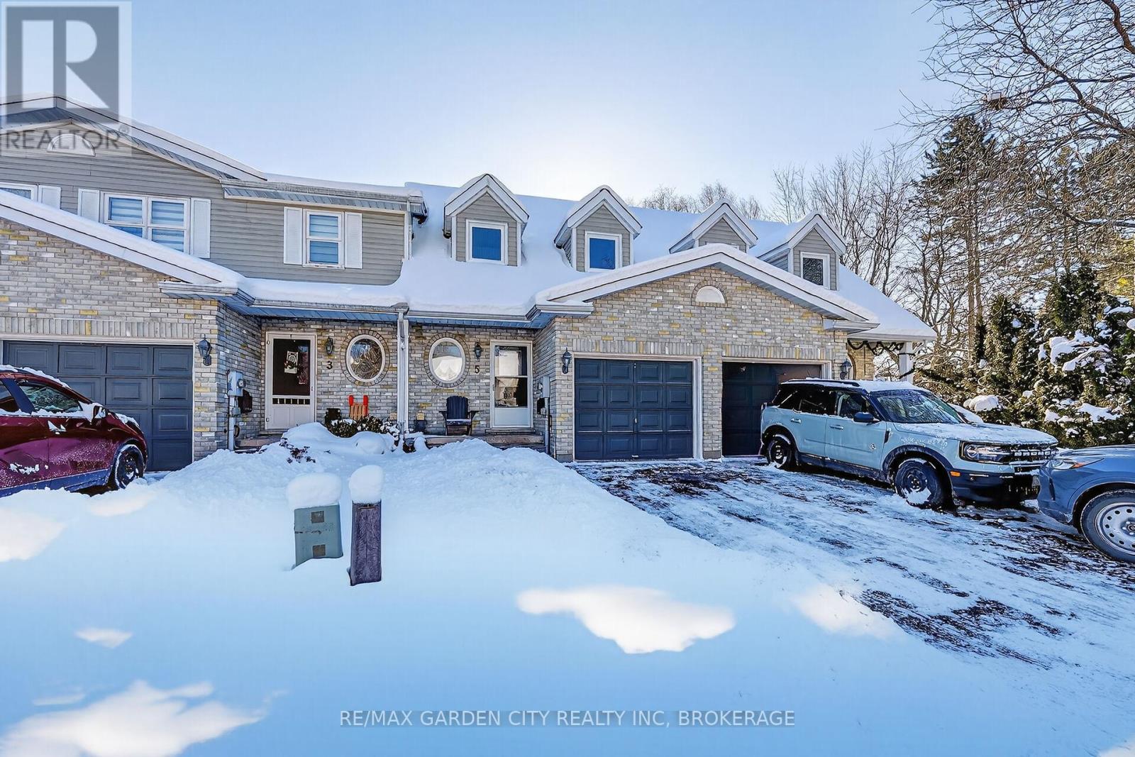 5 Maureen Court, Pelham (Fonthill), Ontario  L0S 1E4 - Photo 2 - X12714992