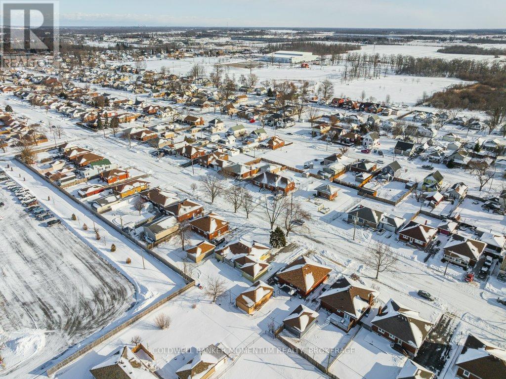 110 Clarke Street, Port Colborne (Killaly East), Ontario  L3K 2G3 - Photo 40 - X12715072