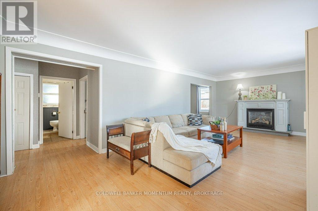 110 Clarke Street, Port Colborne (Killaly East), Ontario  L3K 2G3 - Photo 7 - X12715072