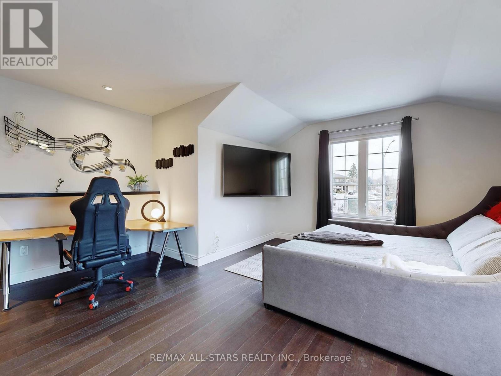 2 Yorkton Boulevard, Markham, Ontario  L6C 0J9 - Photo 31 - N12712836