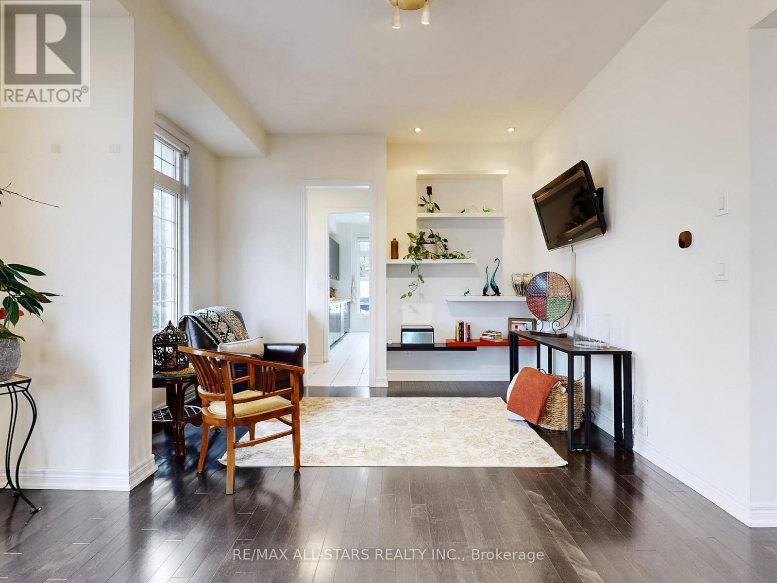 2 Yorkton Boulevard, Markham, Ontario  L6C 0J9 - Photo 9 - N12712836