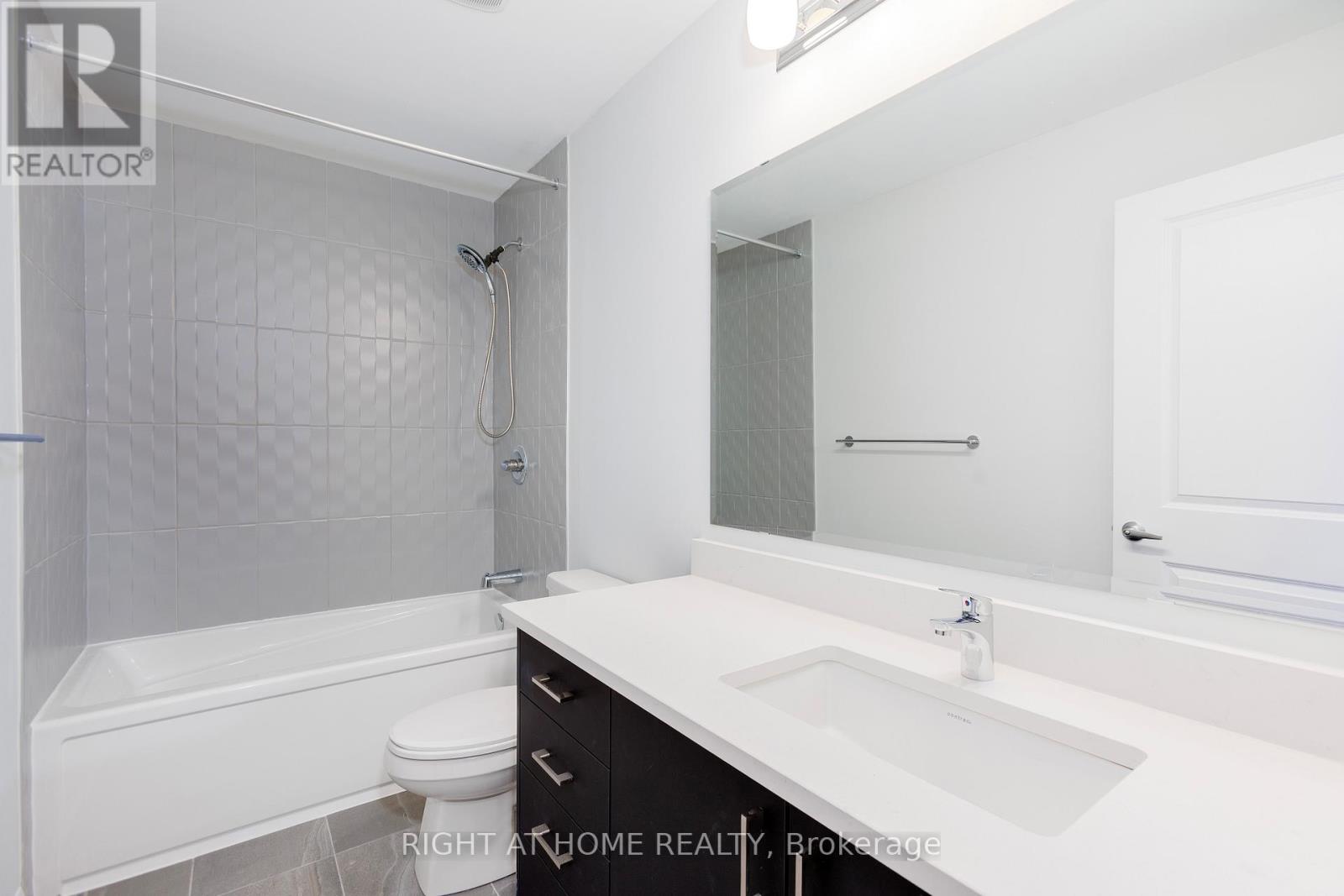 1221 Creekway Private, Ottawa, Ontario  K2T 0S8 - Photo 10 - X12652480