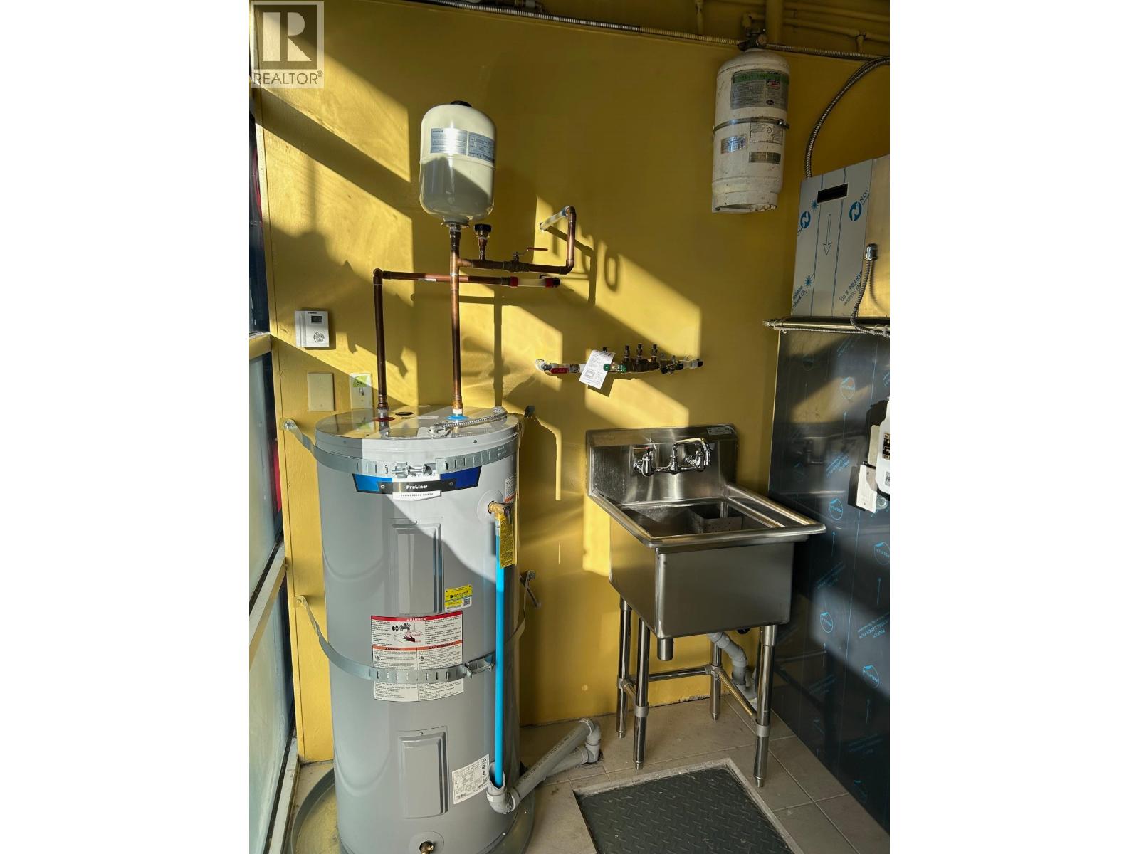 1158 8260 Westminister Highway, Richmond, British Columbia  V6X 3Y2 - Photo 2 - C8075300