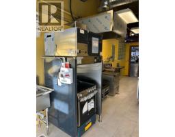 1158 8260 WESTMINISTER HIGHWAY, Richmond, British Columbia