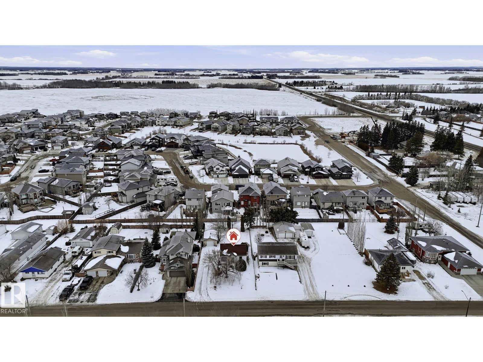 4720 52 ST, Calmar, Alberta