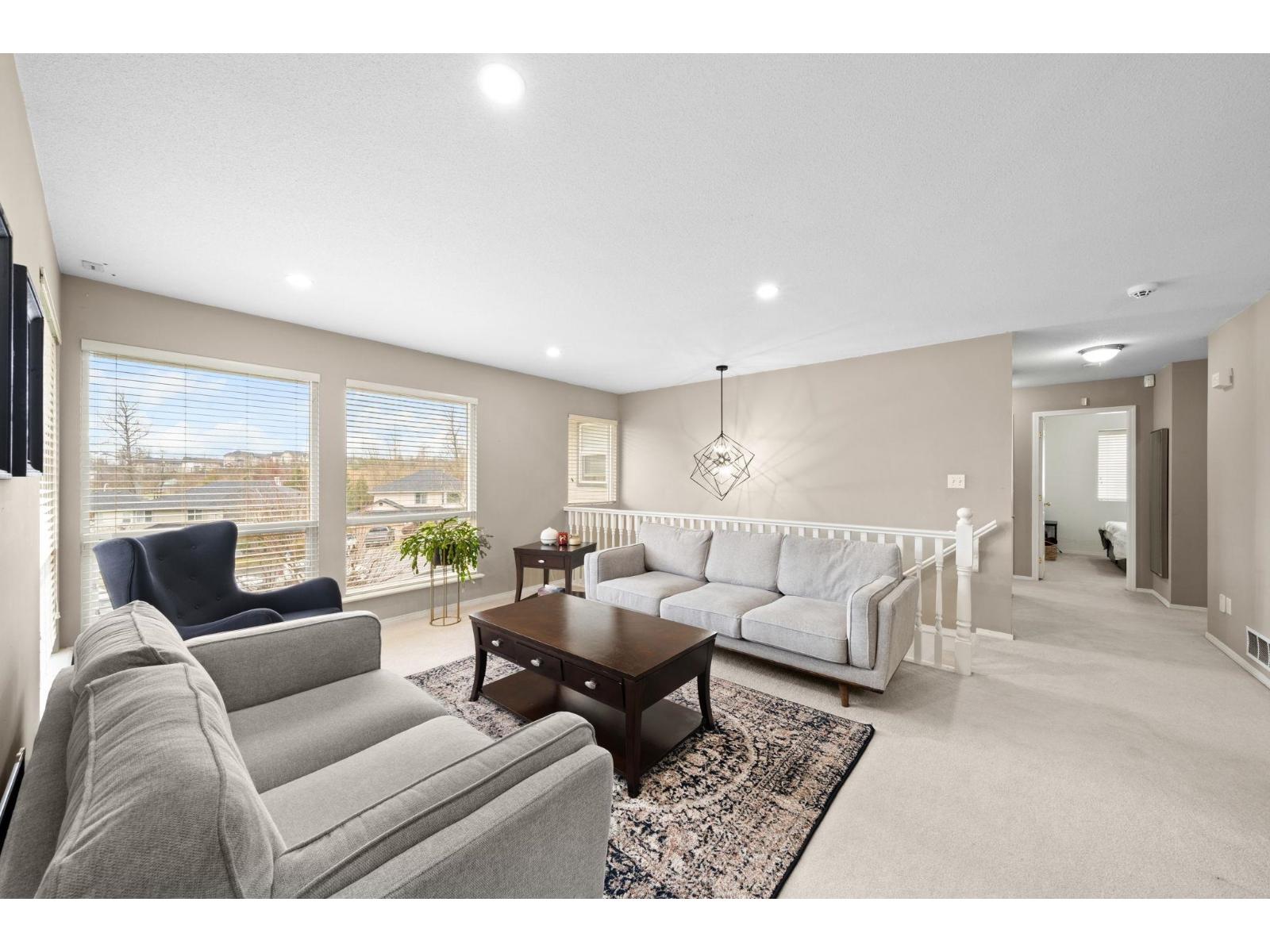 30980 Brookdale Court, Abbotsford, British Columbia  V2T 5S3 - Photo 8 - R3081235