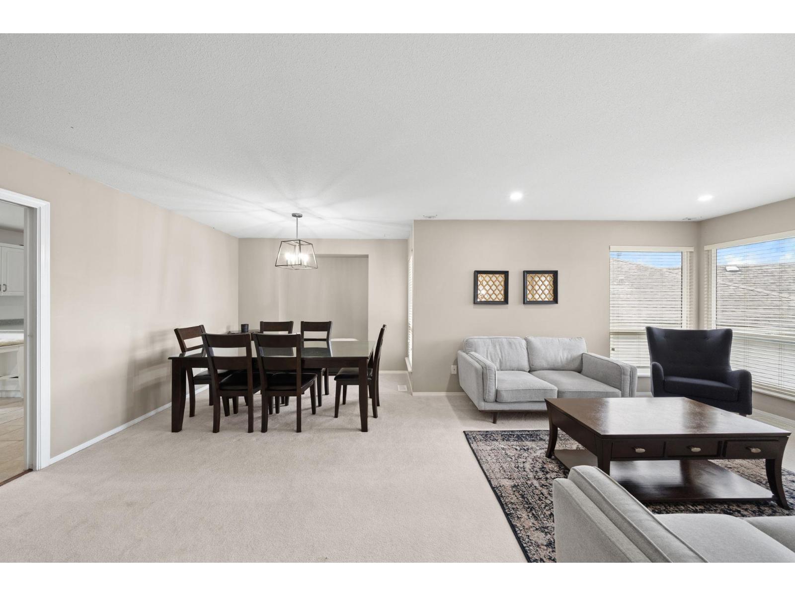 30980 Brookdale Court, Abbotsford, British Columbia  V2T 5S3 - Photo 11 - R3081235