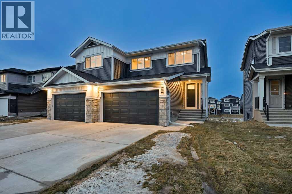 557 Chelsea Gardens, Chestermere, Alberta  T1X 2V4 - Photo 2 - A2280507